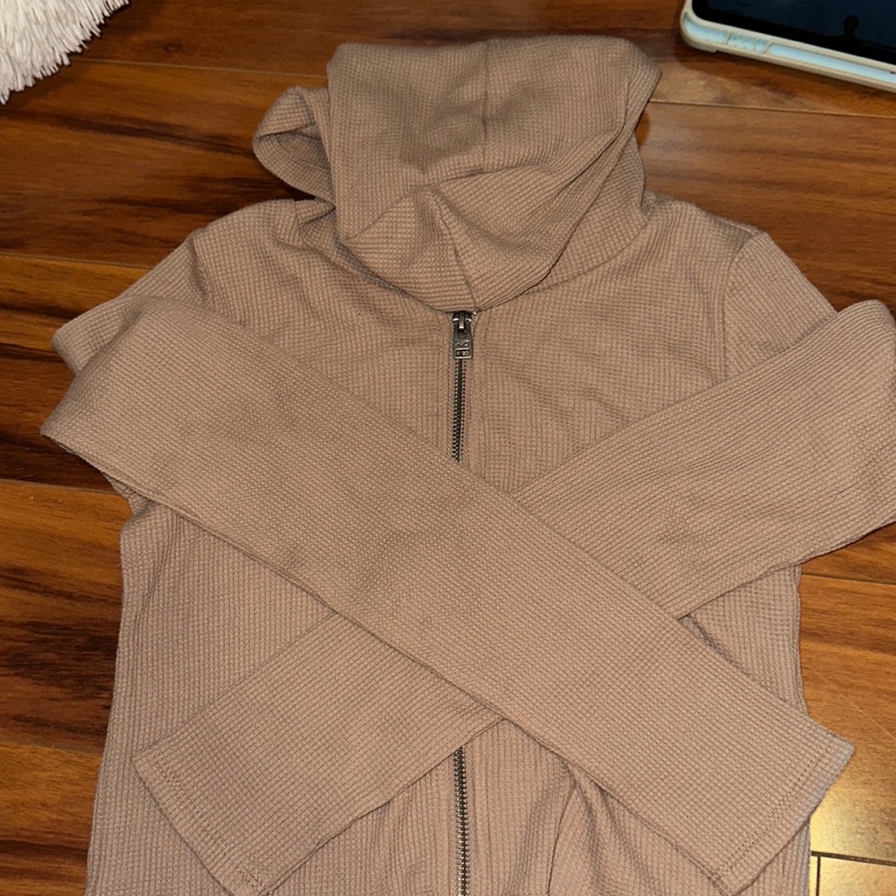 hollister brown zip up
